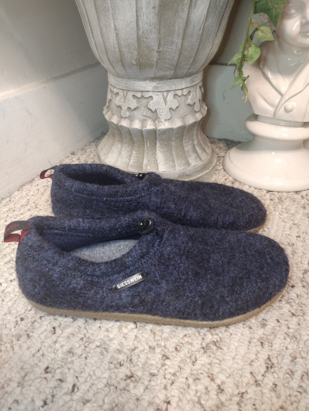 Giesswein Vent Women's Dark Blue Wool Slip-On Slippers